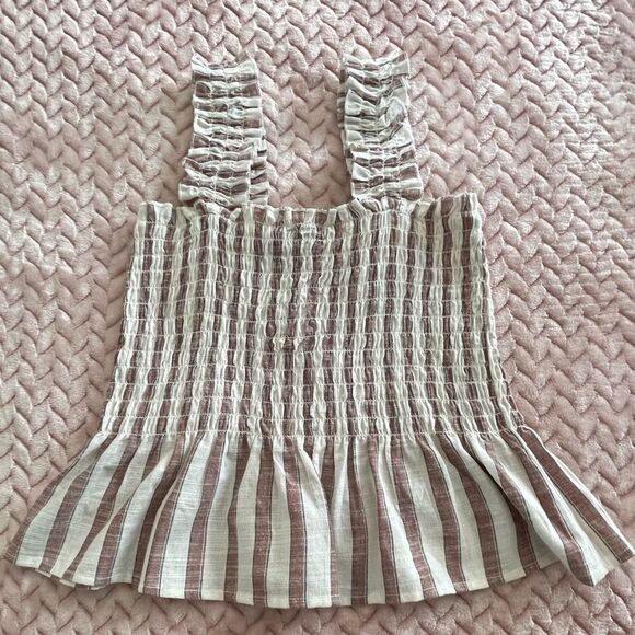 NEW Derek Heart Smocked Flowy Top Womens Size S - Picture 1 of 3